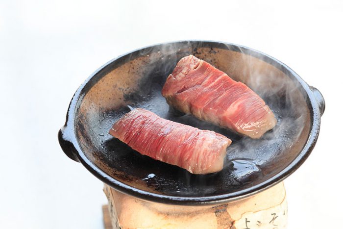沖縄県産黒毛和牛陶板焼き