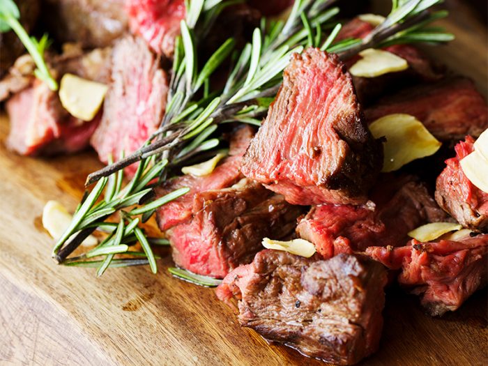 フサキビーチリゾートランチブッフェのお肉料理イメージ