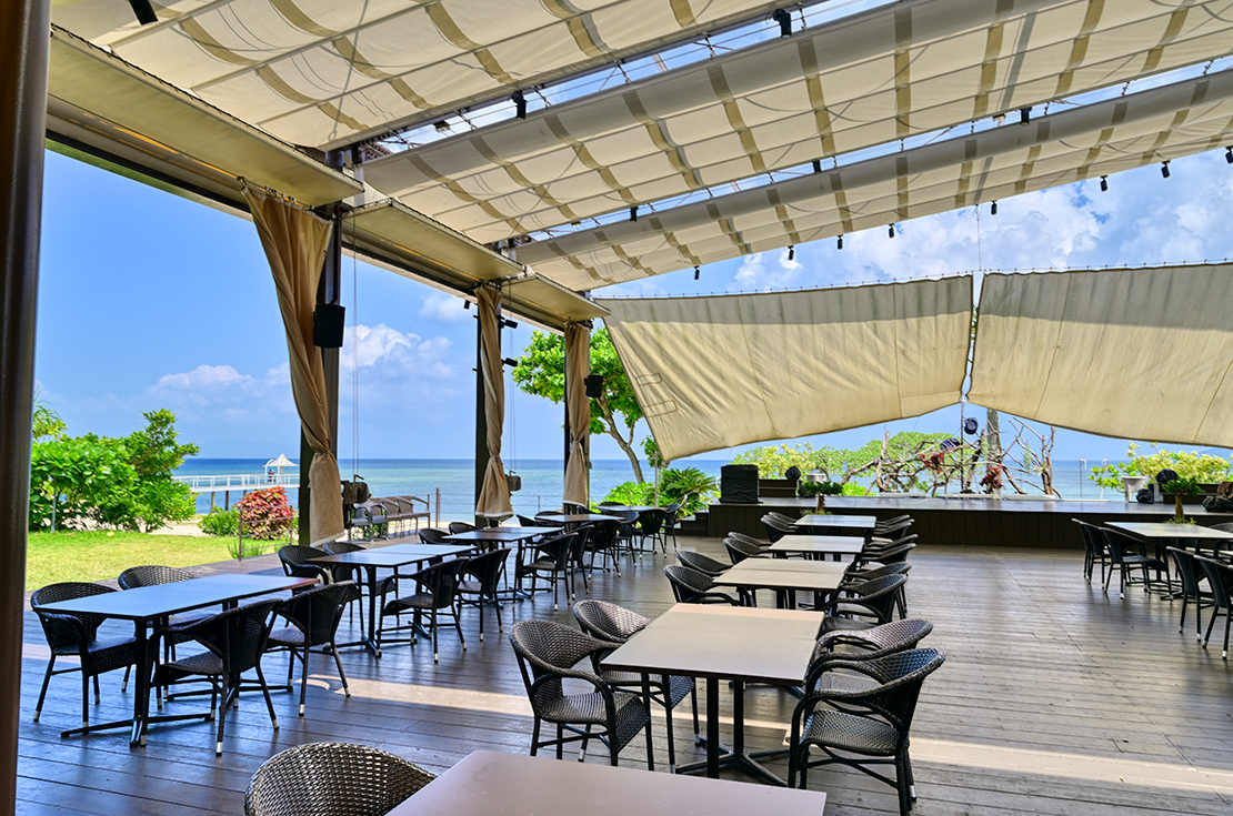 BEACHSIDE LUNCH